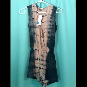 BRAND NEW!!!-Girls Vintage Havana Romper